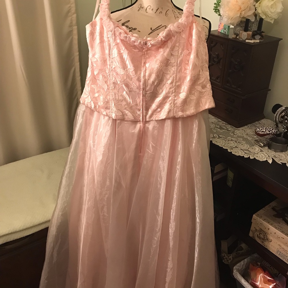 Floorlength prom dress - Picture 5 of 6